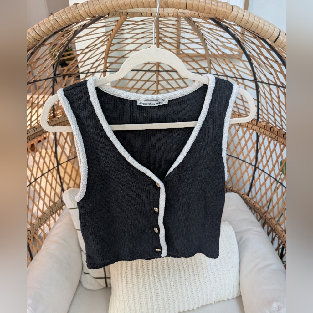 Abercrombie Knit Vest